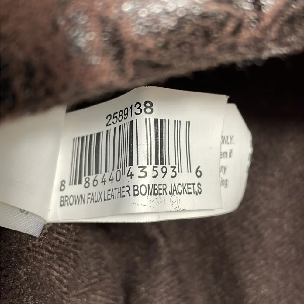 Wag-a-Tude brown faux leather bomber dog jacket with‎ Sherpa trim. Size Small.